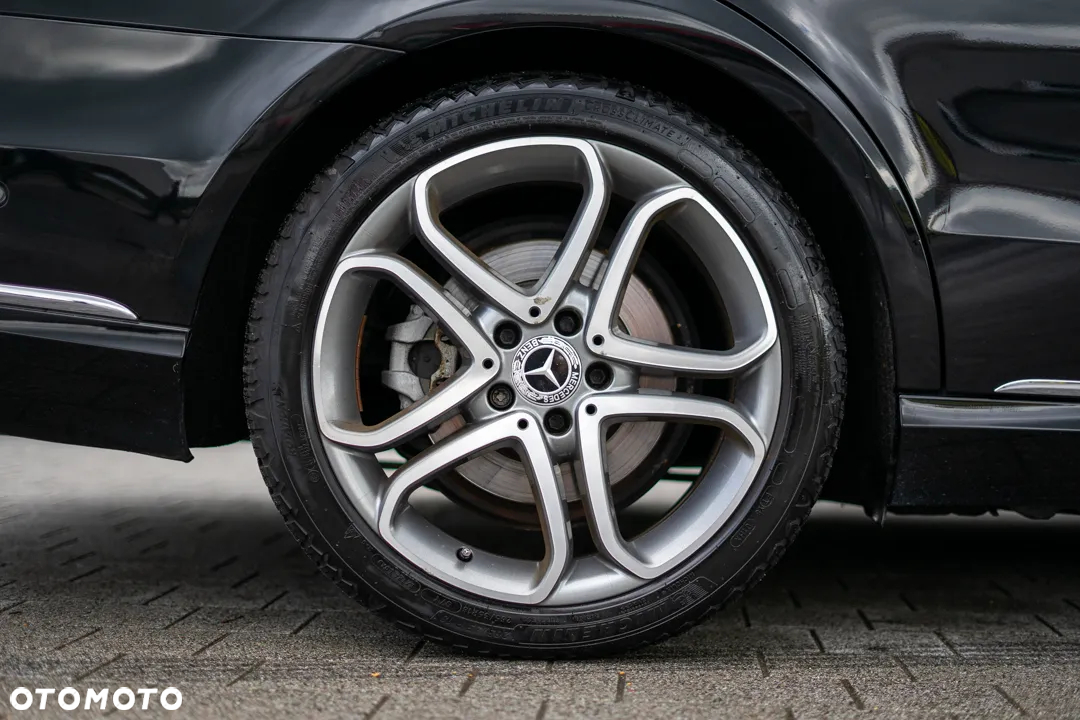 Mercedes-Benz Klasa E 300 T BlueTEC HYBRID 7G-TRONIC Elegance - 16