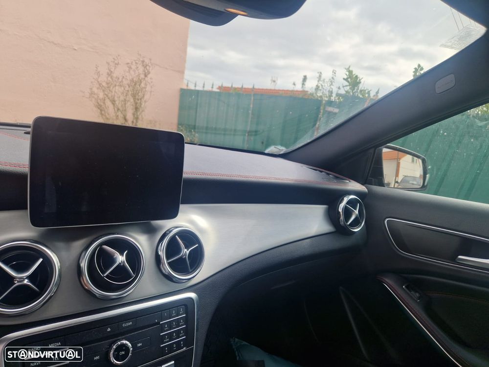 Mercedes-Benz GLA 180 d AMG Line Aut. - 4