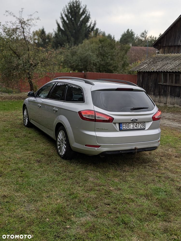 Ford Mondeo 2011 photo 4