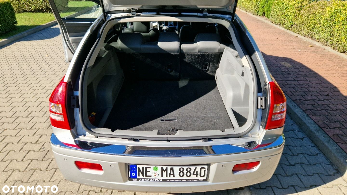 Chrysler 300C - 19