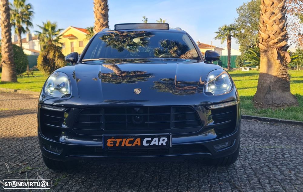 Porsche Macan - 4