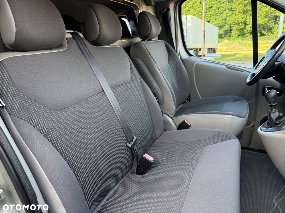 Renault Trafic - 15