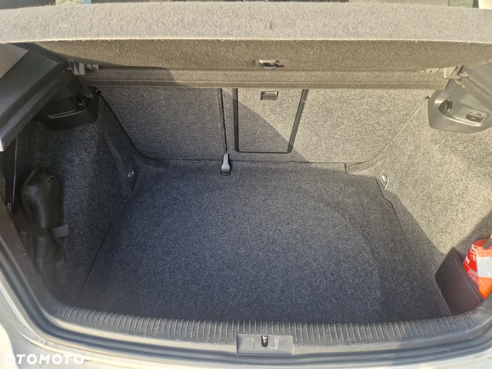 Volkswagen Golf 1.4 TSI Highline - 15