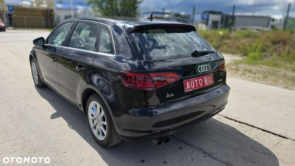 Audi A3 Sportback - 6