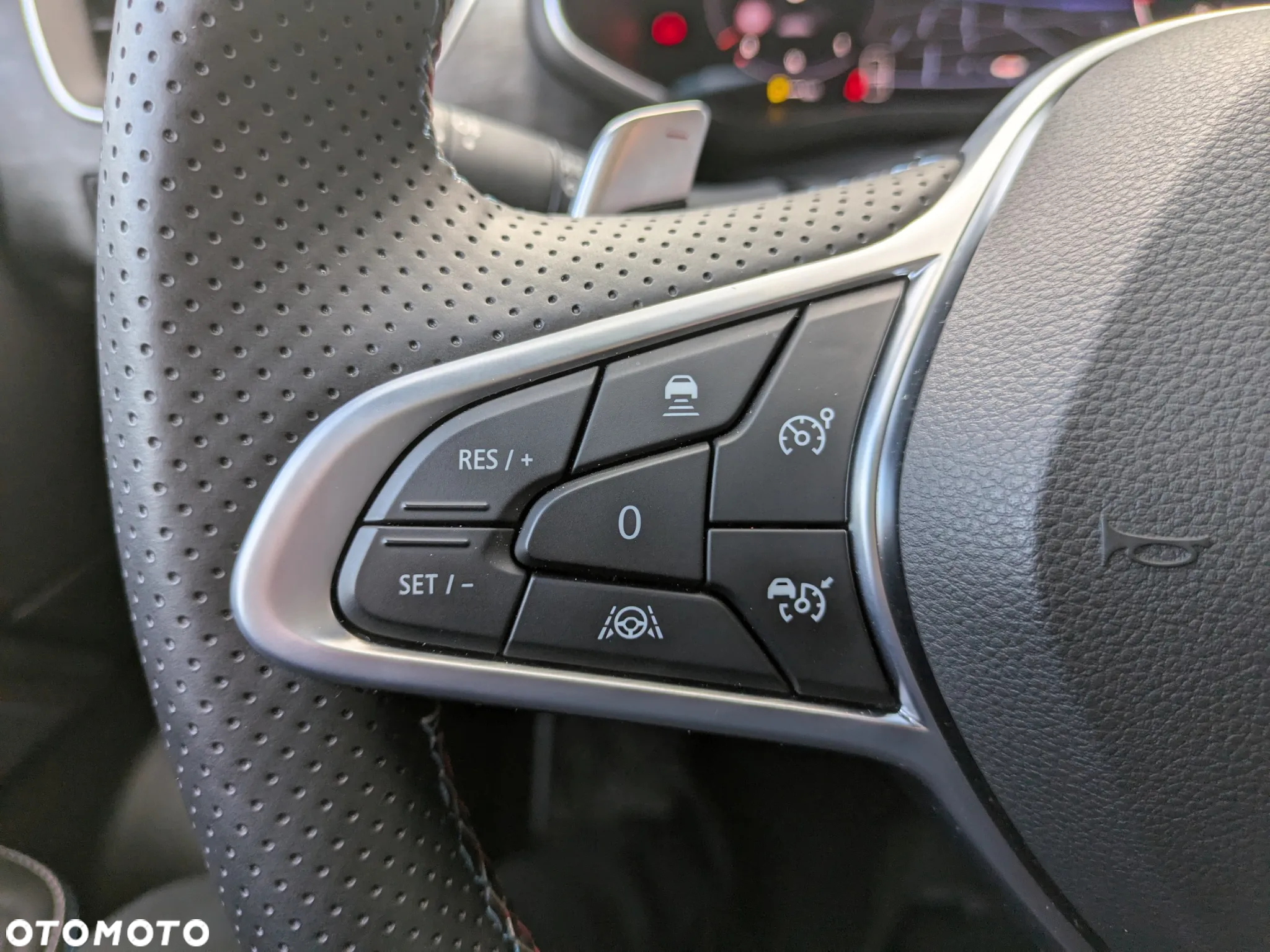 Renault Arkana 1.3 TCe mHEV Esprit Alpine EDC - 17