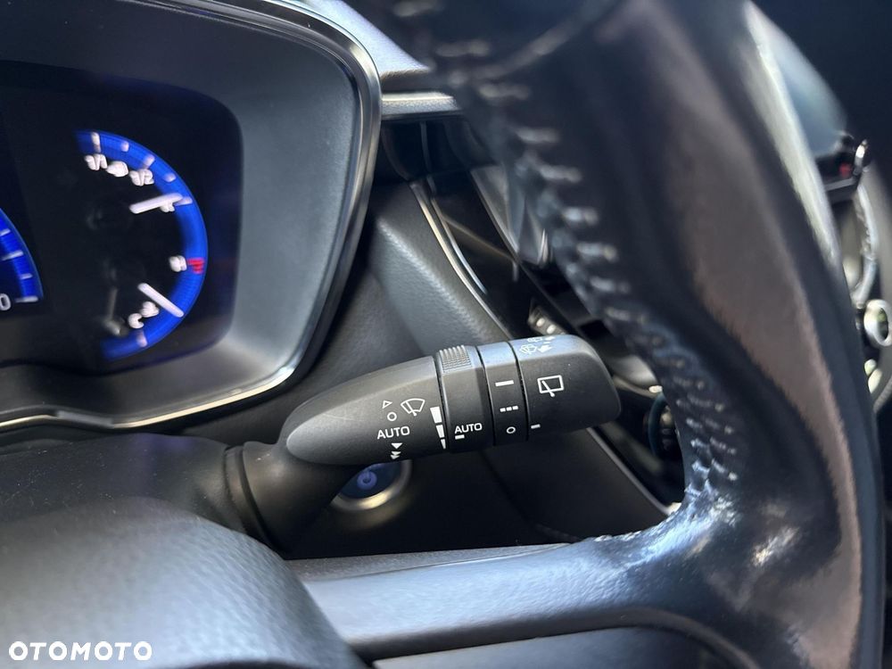 Toyota Corolla 1.8 Hybrid Comfort - 23