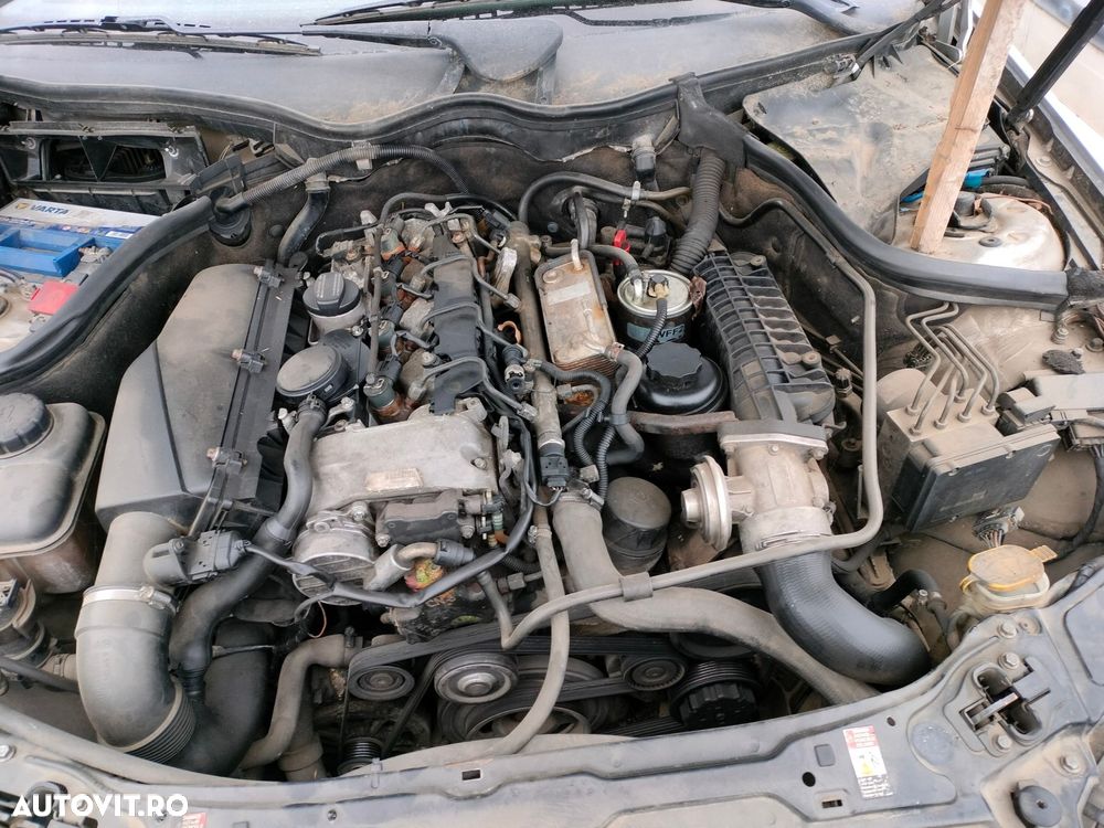 Dezmembrari  Mercedes-Benz C-CLASS (W203)  2000  > 2007 C 220 CDI (20 - 4