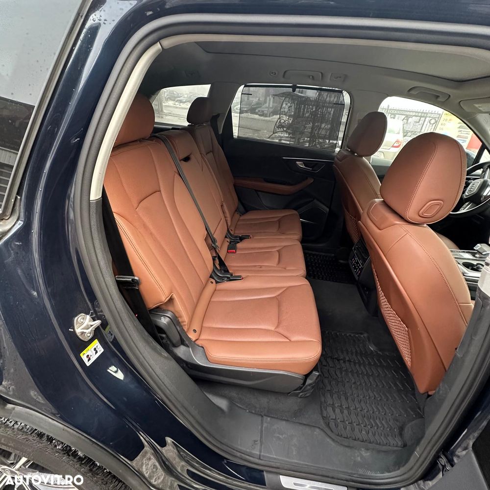 Audi Q7 55 TFSI quattro Tiptronic MHEV S Line - 13