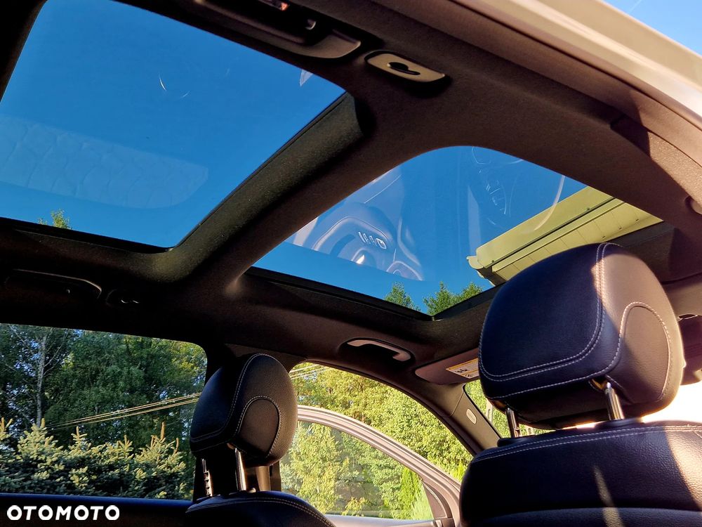 Mercedes-Benz GLC 300 4Matic 9G-TRONIC Exclusive - 17