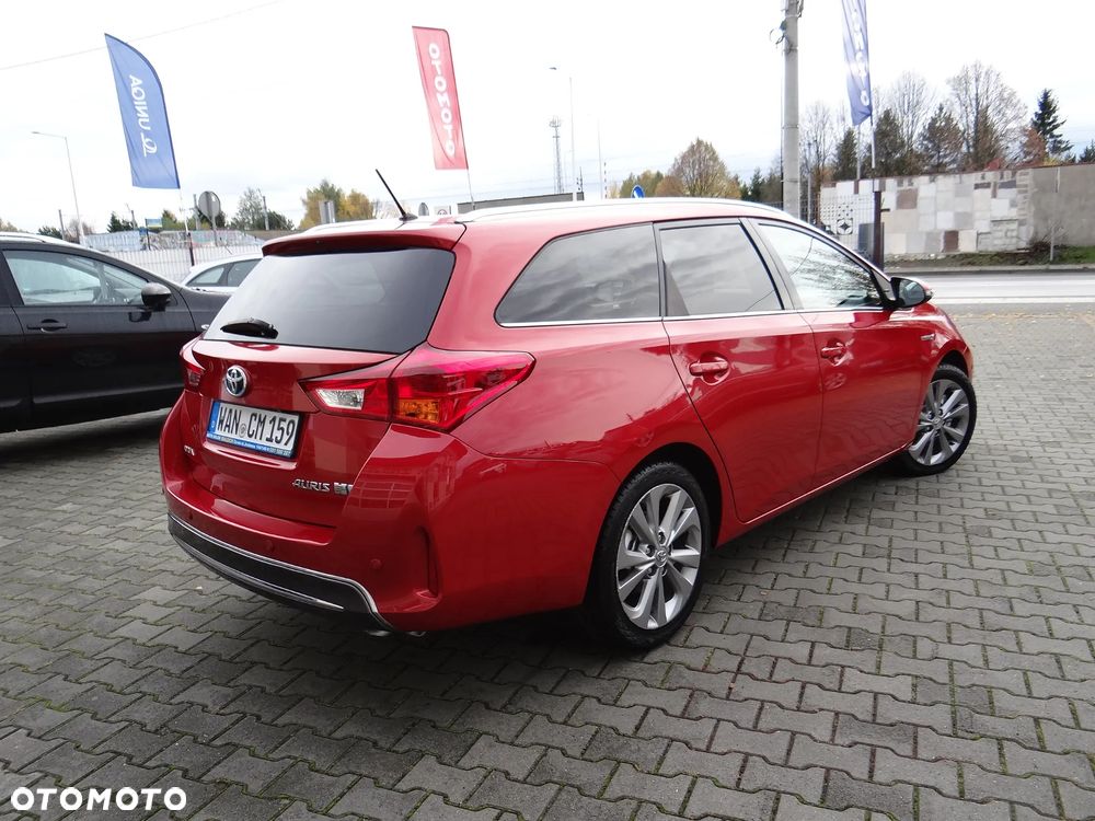 Toyota Auris 1.8 VVT-i Hybrid Automatik Touring Sports Executive - 4