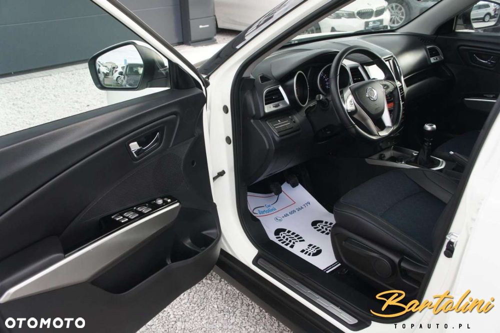 SsangYong/KGM Tivoli - 16