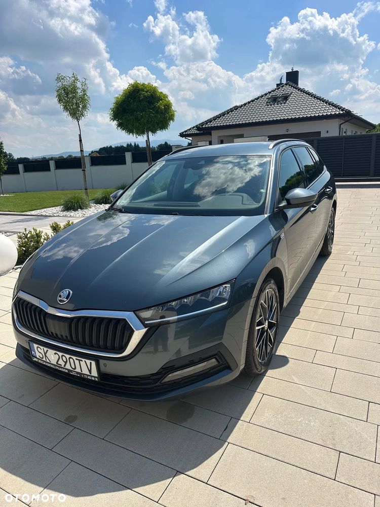 Skoda Octavia 2.0 TDI Ambition DSG - 1