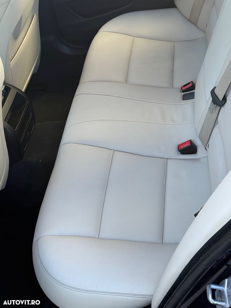 BMW Seria 5 520d Aut. - 10