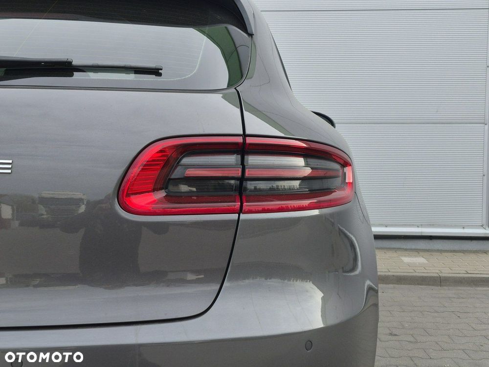 Porsche Macan - 16