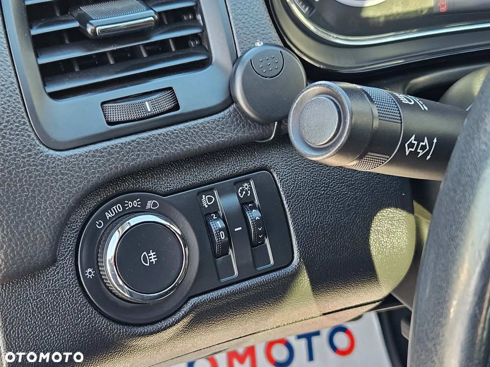 Opel Insignia 2.0 CDTI Edition - 33