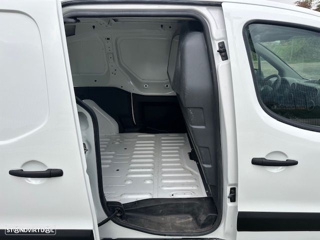 Citroën BERLINGO 3 LUGARES - 8