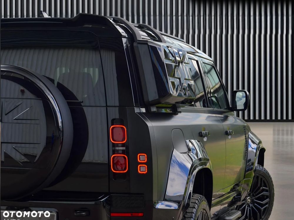 Land Rover Defender 3.0 D250 mHEV - 11