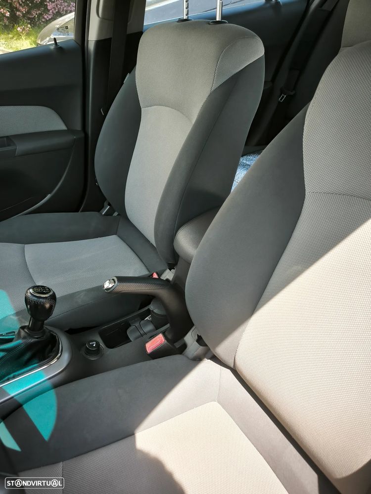 Chevrolet Cruze 2.0 VCDi LT - 15
