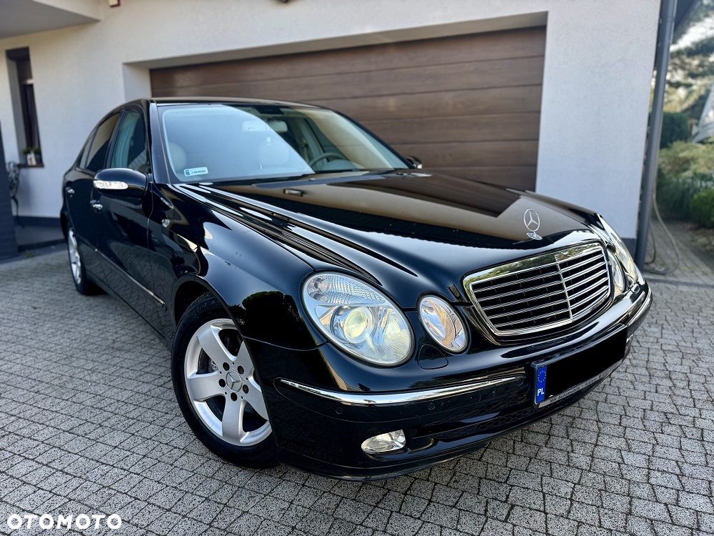 Mercedes-Benz Klasa E 200 Kompressor Automatik Avantgarde Sport Edition - 9