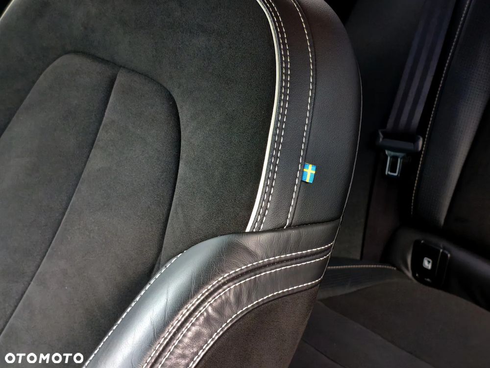 Volvo XC 40 T5 AWD Geartronic R-Design - 21