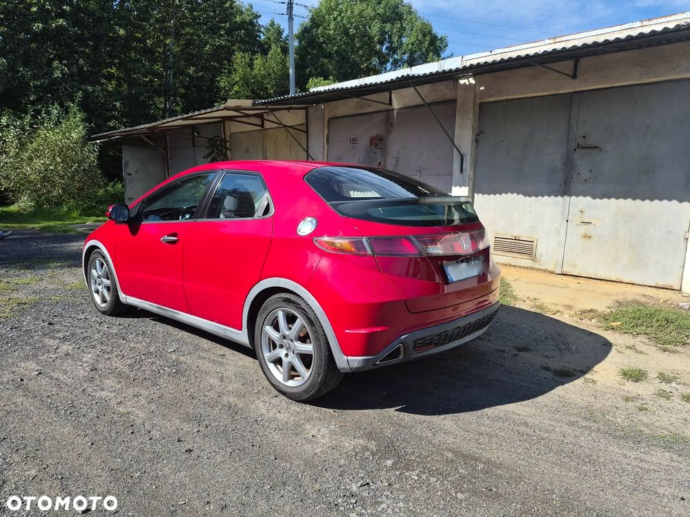 Honda Civic 1.8 Comfort - 3