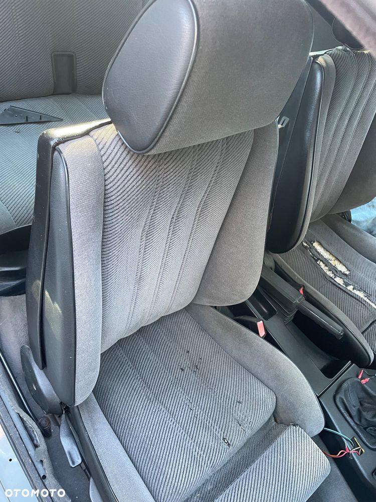 BMW Seria 3 325i - 12