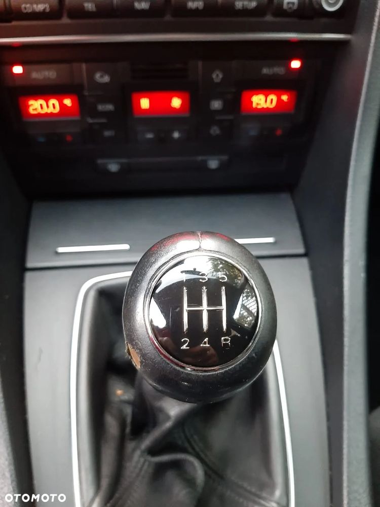 Audi A4 - 8