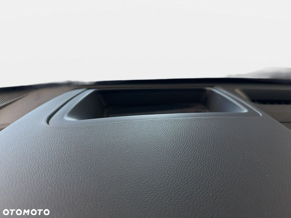 Kia Sorento - 28