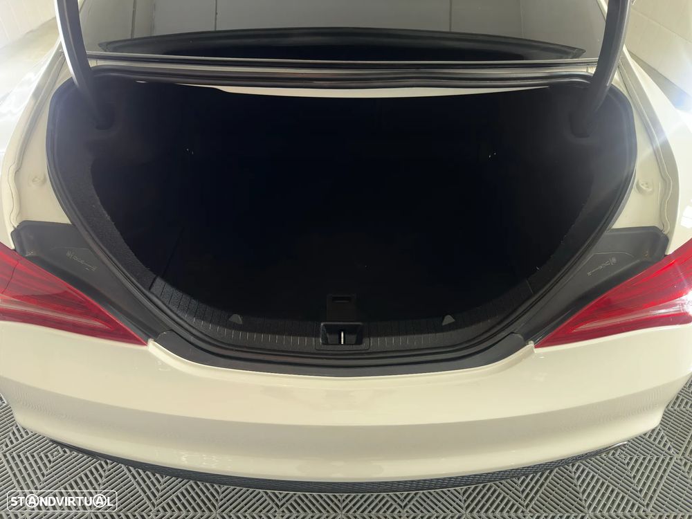 Mercedes-Benz CLA 220 CDI AMG Line Aut. - 12
