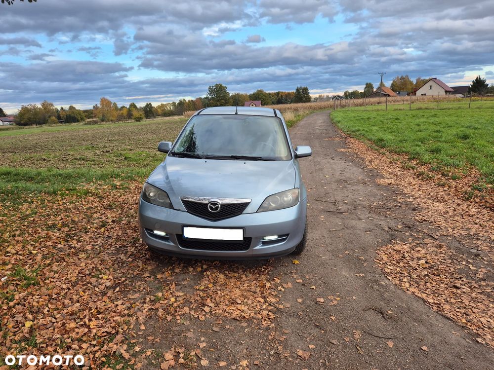 Mazda 2 - 6