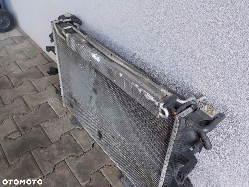 VW T5 2.5 TDI CHŁODNICA WODY  WENTYLATOR KOMPLET - 2