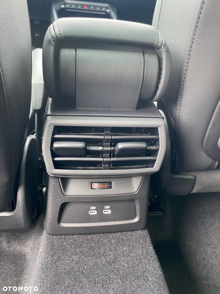 Audi RS3 Limousine - 11