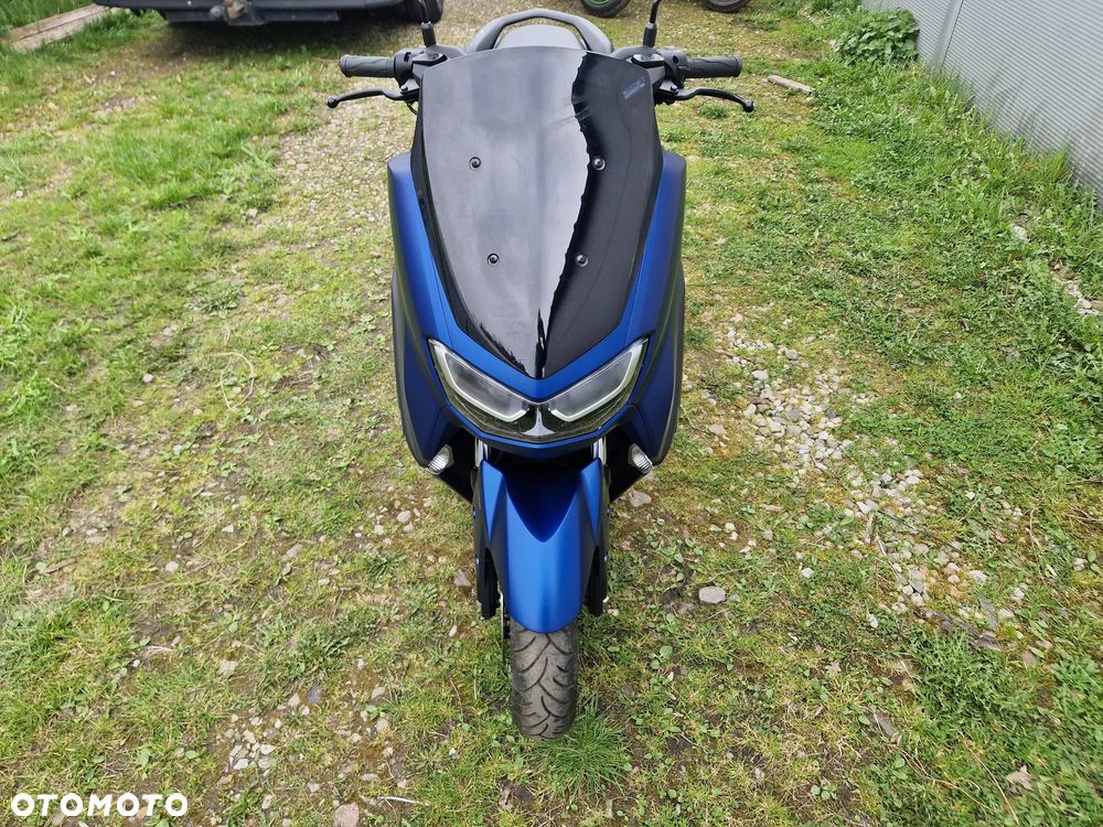 Yamaha NMAX - 4