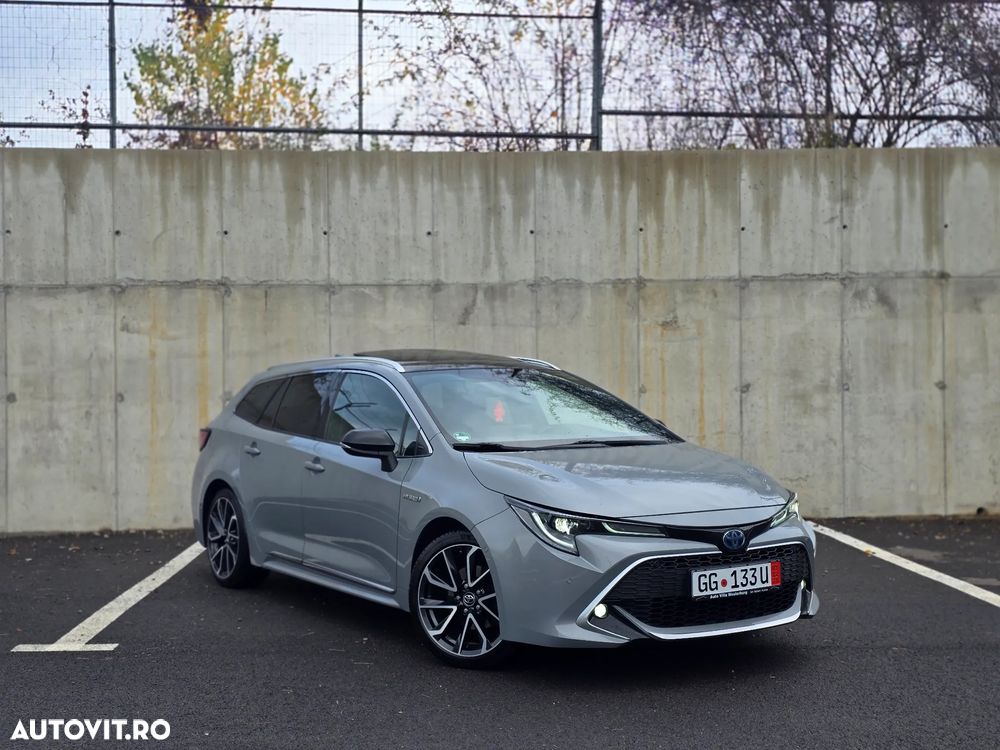 Toyota Corolla 2.0 HSD Exclusive Plus GR Sport Bi-Tone - 2