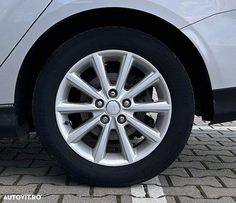 Ford Focus - 24
