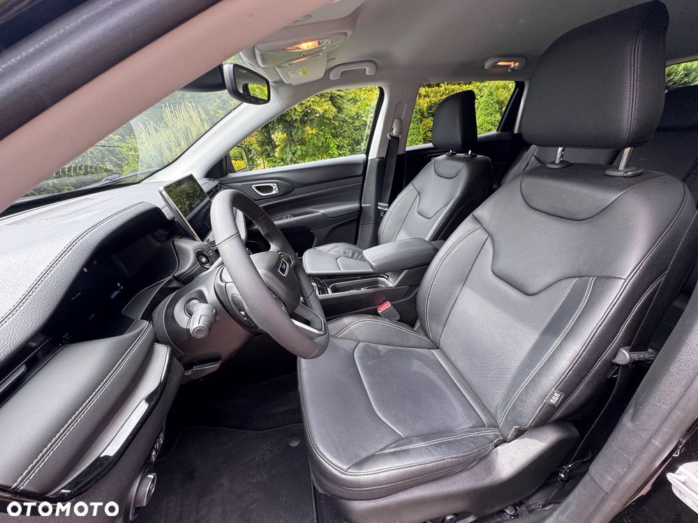 Jeep Compass - 23