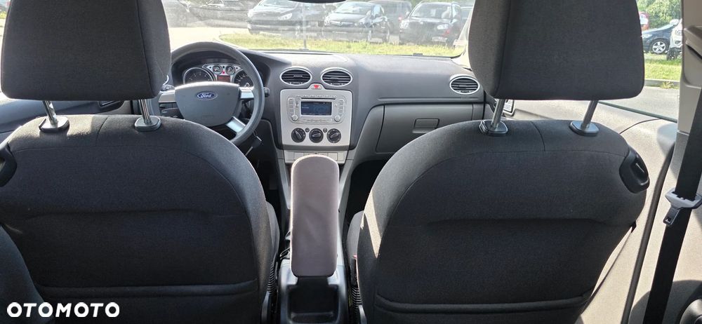 Ford Focus 1.6 16V Style - 23