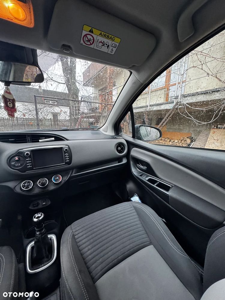 Toyota Yaris 1.5 Active - 13