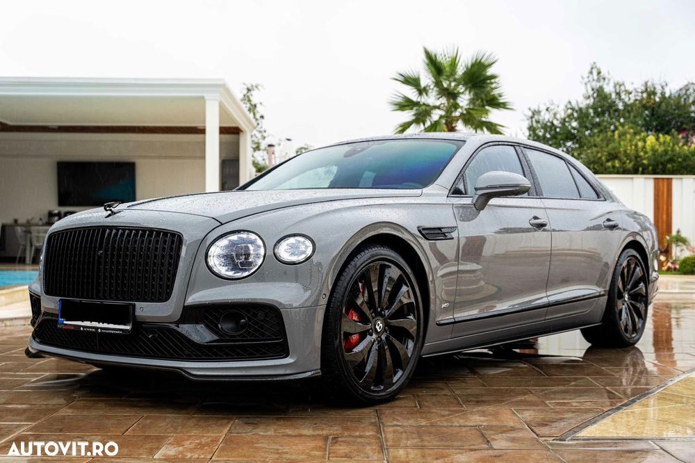 Bentley Flying Spur - 1