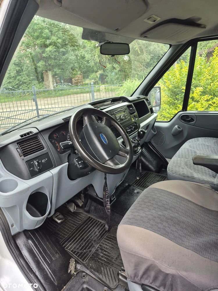 Ford Transit - 3