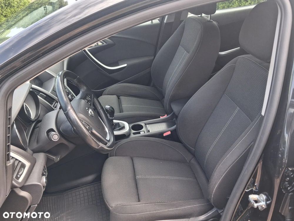 Opel Astra 1.4 EcoFLEX Start/Stop 150 Jahre - 9