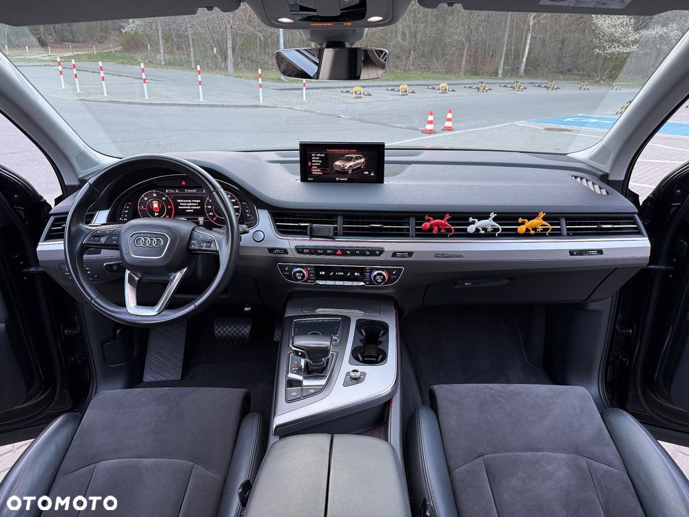 Audi Q7 - 12