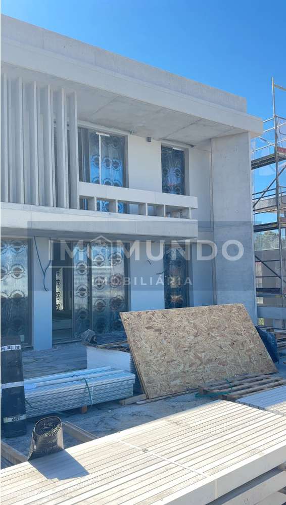 Magnífico T3 com Ampla varanda e Garagem: Condomínio Fechado Boavista - Grande imagem: 3/25