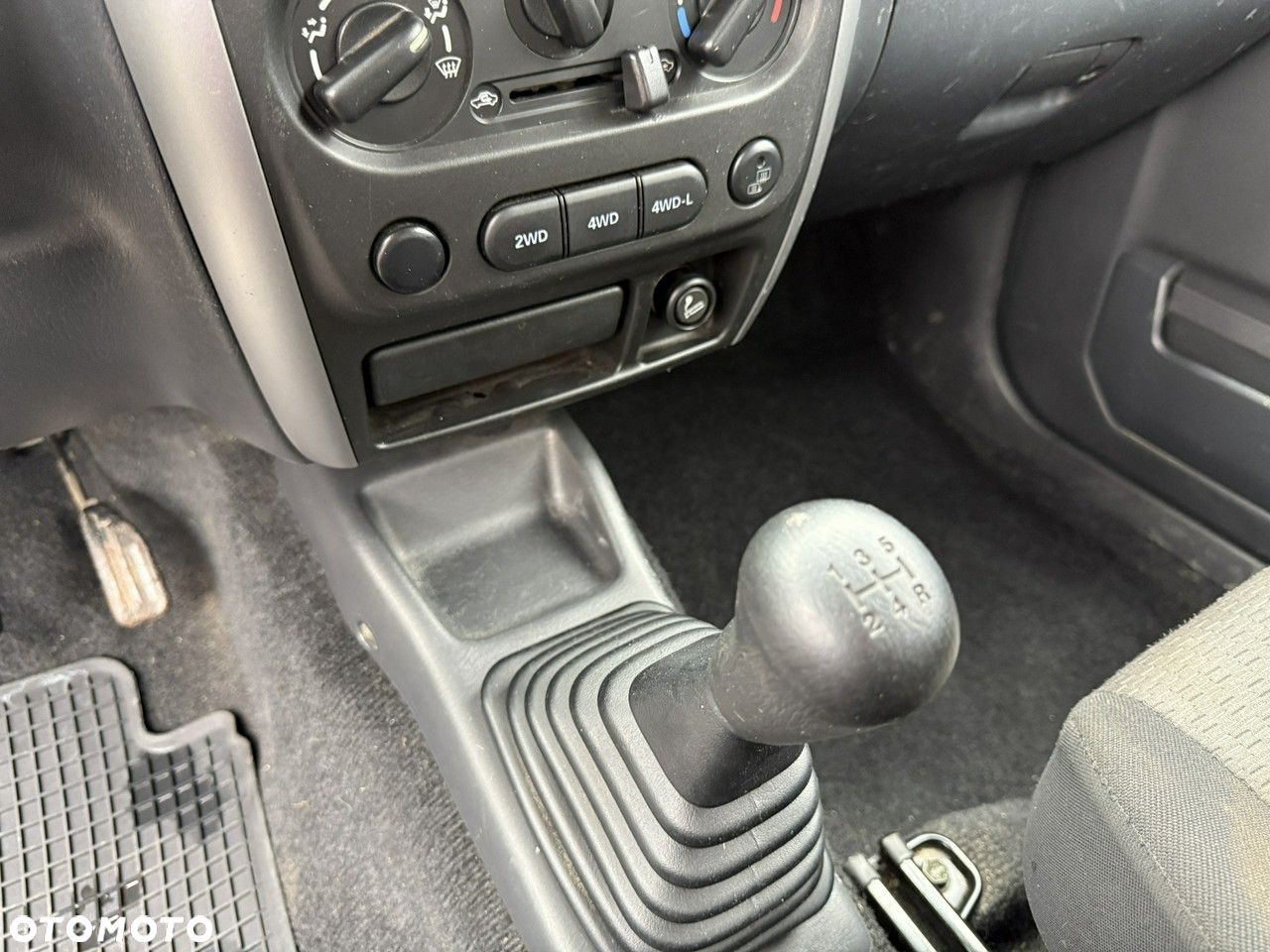 Suzuki Jimny - 11