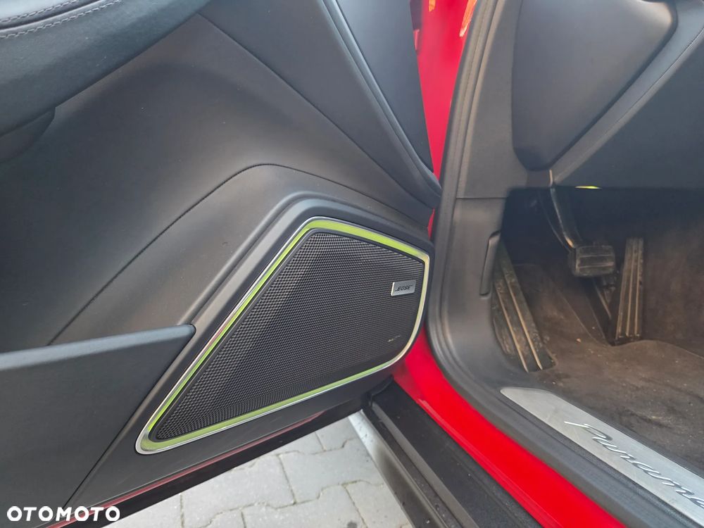 Porsche Panamera 4 - 37