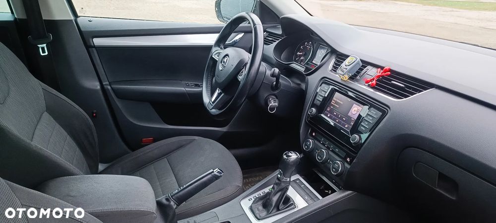 Skoda Octavia 1.8 TSI Ambition DSG - 8