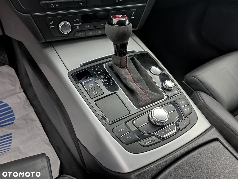 Audi A6 Avant - 32
