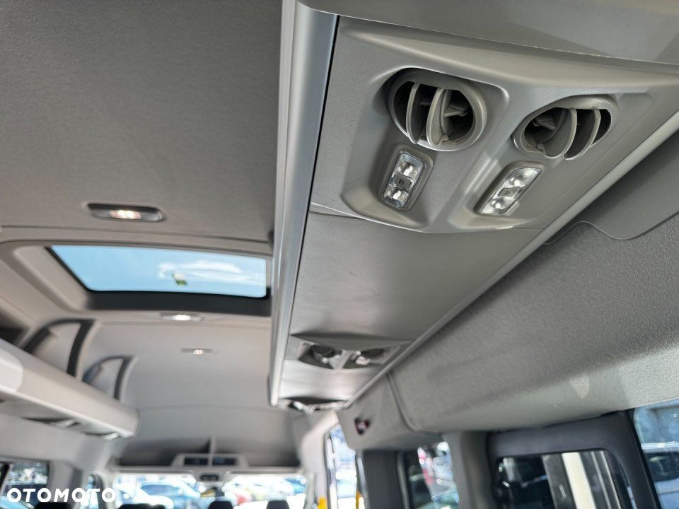 Ford Transit - 12