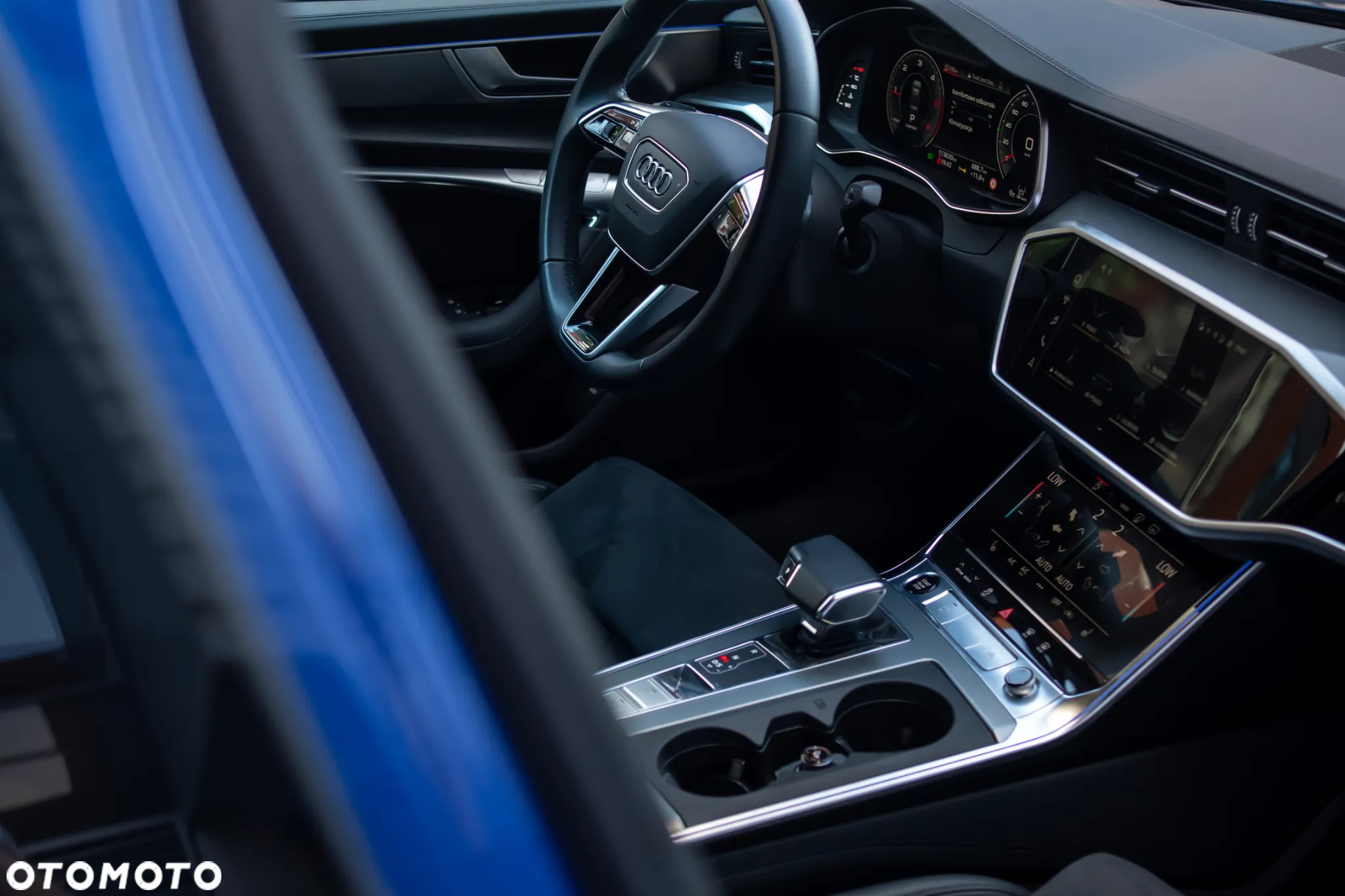 Audi A6 - 4