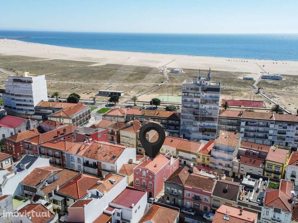 Prédio a 100 metros da praia - Grande imagem: 3/60